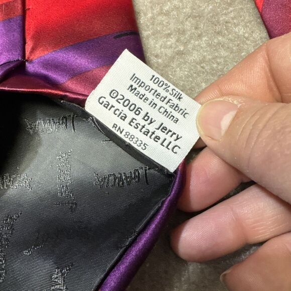 Jerry Garcia Exploding Hearts Collection 43 Silk Tie LIMITED EDITION Necktie - Picture 5 of 7